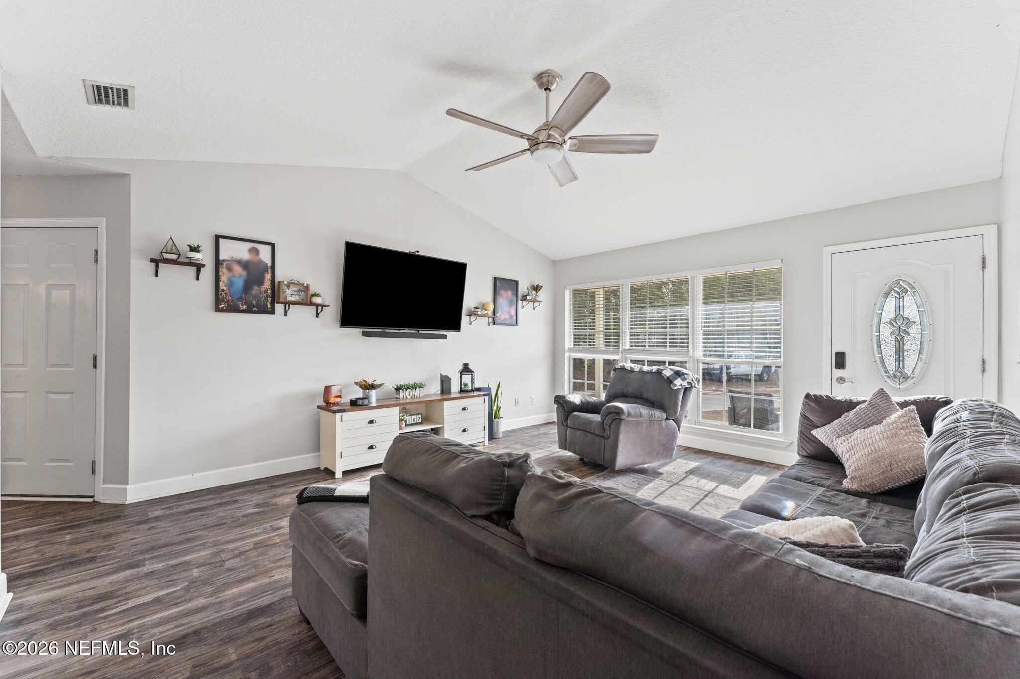 482 North 3rd Street Macclenny, FL 32063 - Photo 3 of 32 11-web-or-mls-DSC03194-1