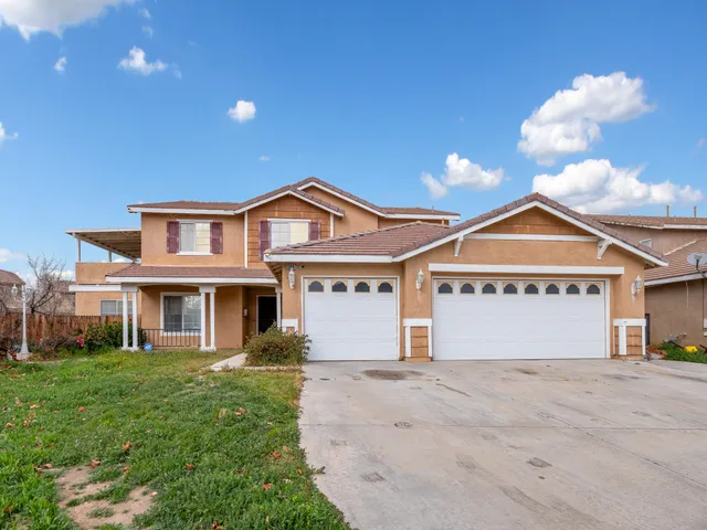 $484,900 | 13847 Clydesdale Run Lane, Victorville, CA 92394