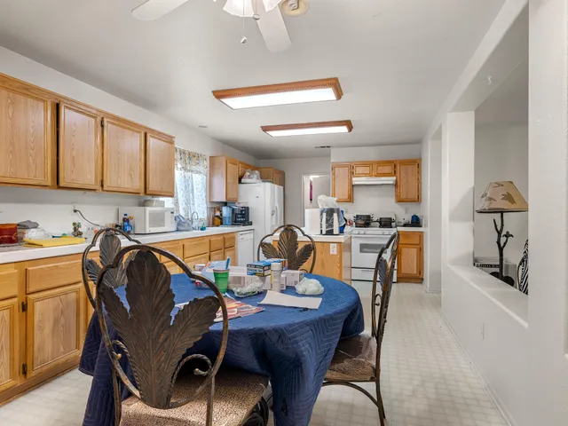 $484,900 | 13847 Clydesdale Run Lane, Victorville, CA 92394