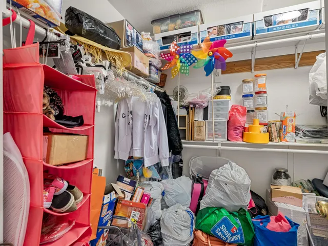 $484,900 | 13847 Clydesdale Run Lane, Victorville, CA 92394