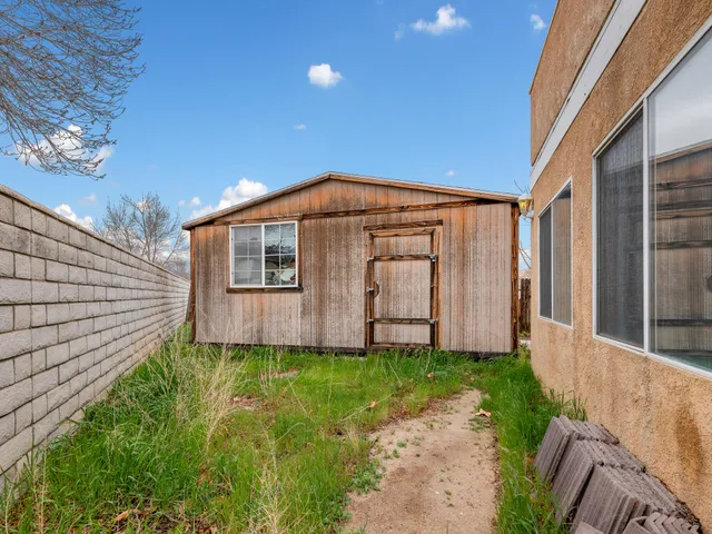 $484,900 | 13847 Clydesdale Run Lane, Victorville, CA 92394