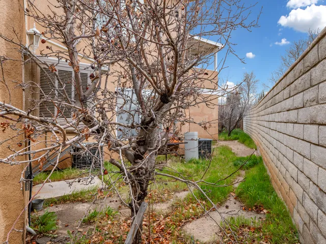 $484,900 | 13847 Clydesdale Run Lane, Victorville, CA 92394