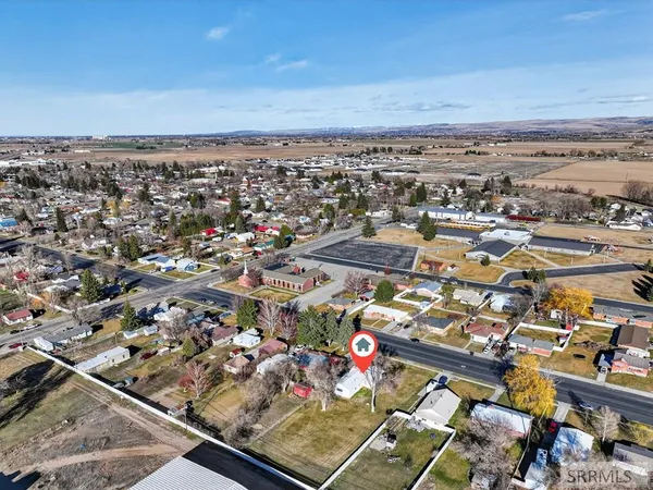 $399,000 | 570 South Park Avenue, Shelley, ID 83274