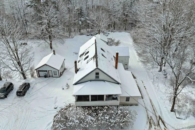 $650,000 | 11 White Plains Road, Webster, NH 03303