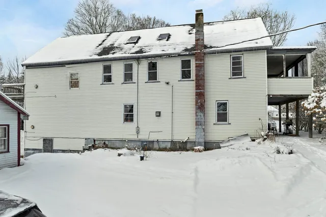 $650,000 | 11 White Plains Road, Webster, NH 03303