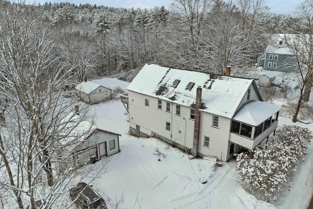 $650,000 | 11 White Plains Road, Webster, NH 03303