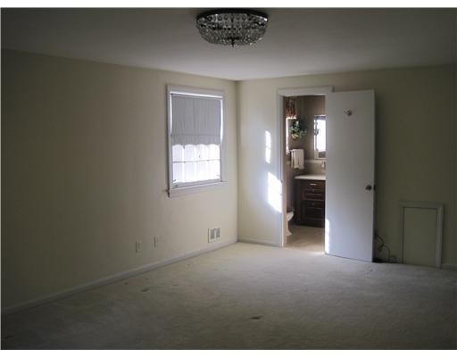 666 Scrubgrass Road Mt. Lebanon, PA 15243 - Photo 9 of 17 Master Bedroom.