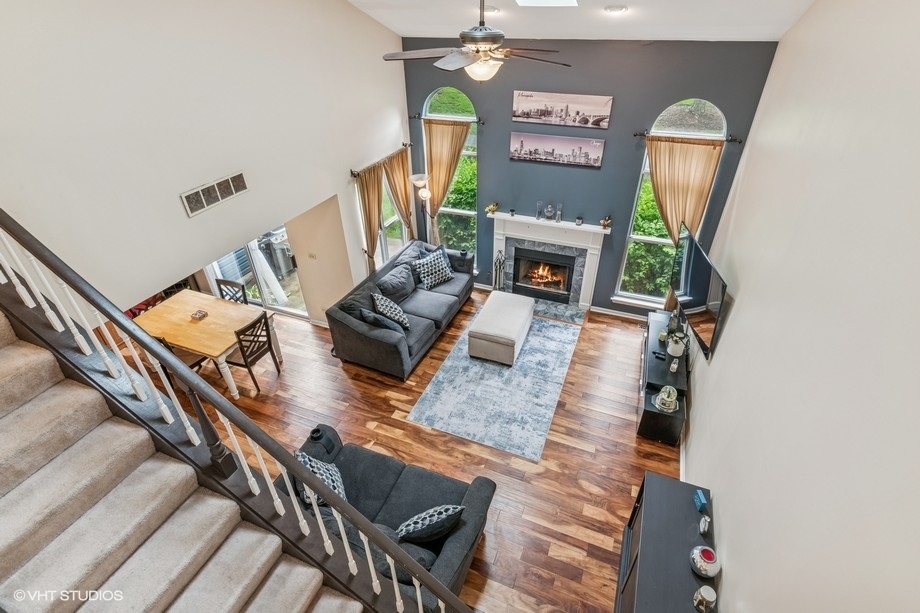 1063 Ridgefield Circle Carol Stream, IL 60188 - Photo 11 of 17 Gallery Image 11