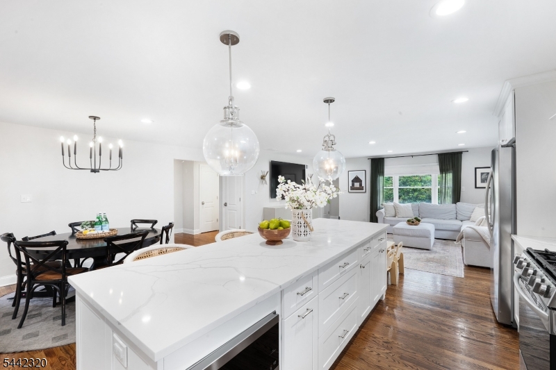14 Calais Road Randolph, NJ 07869 - Photo 7 of 27