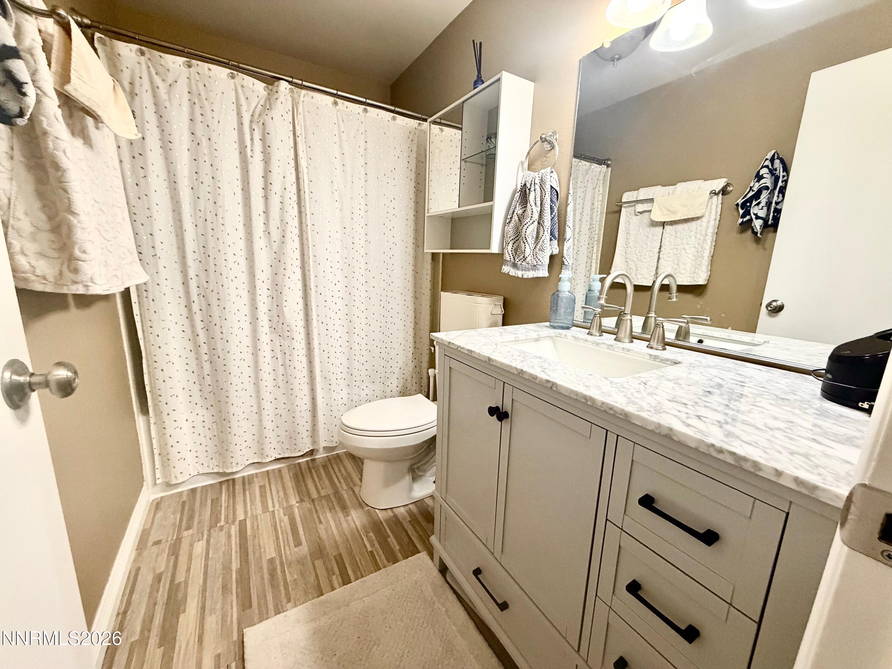 3630 Bryan Street Reno, NV 89503 - Photo 11 of 17 Guest Bath