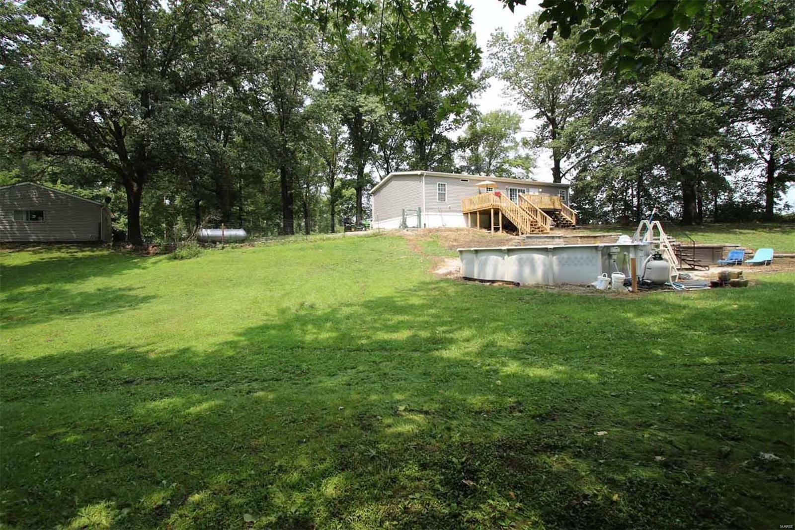950 Blue Ridge Road Alton, IL 62002 - Photo 4 of 20
