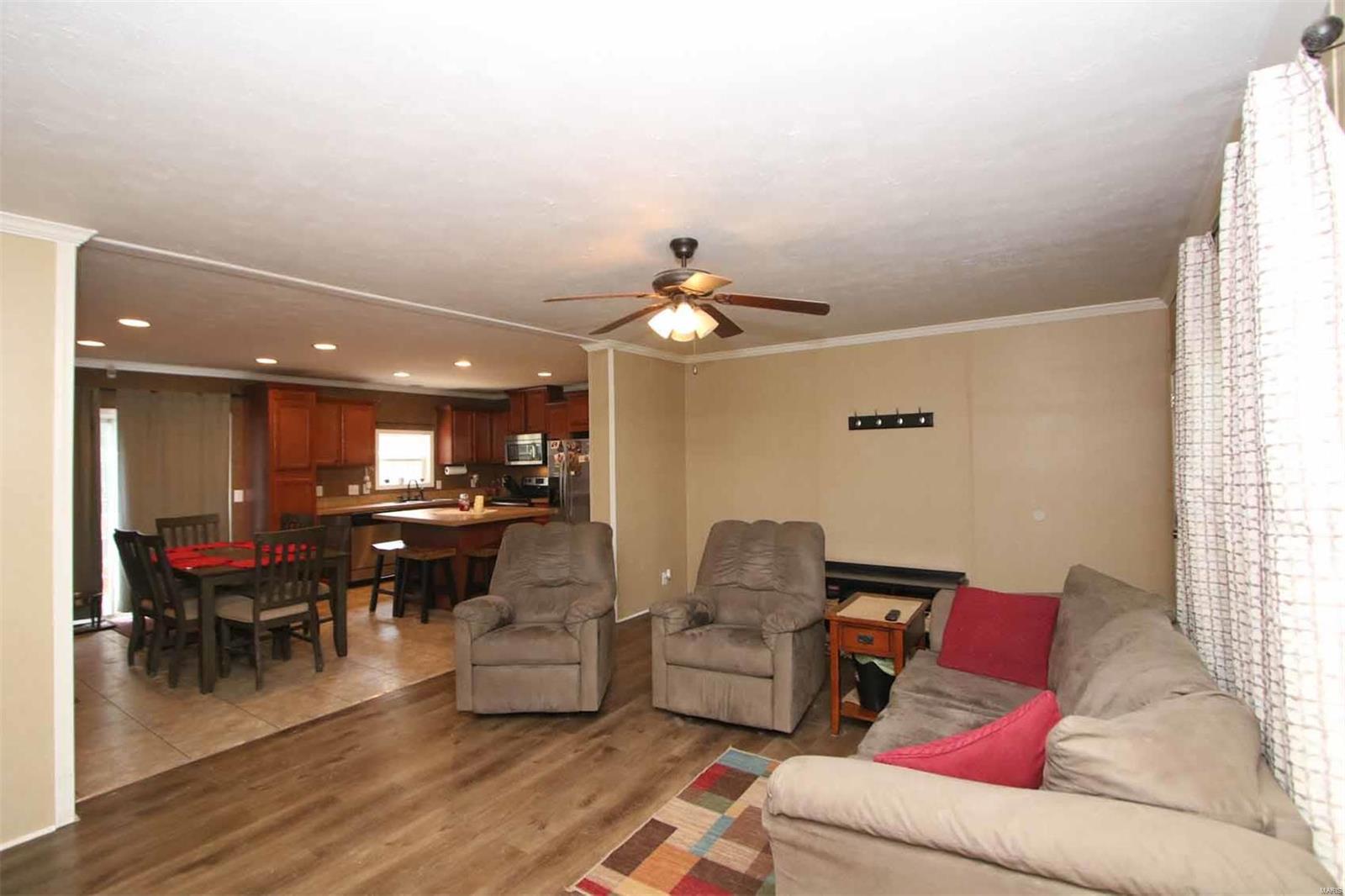 950 Blue Ridge Road Alton, IL 62002 - Photo 9 of 20