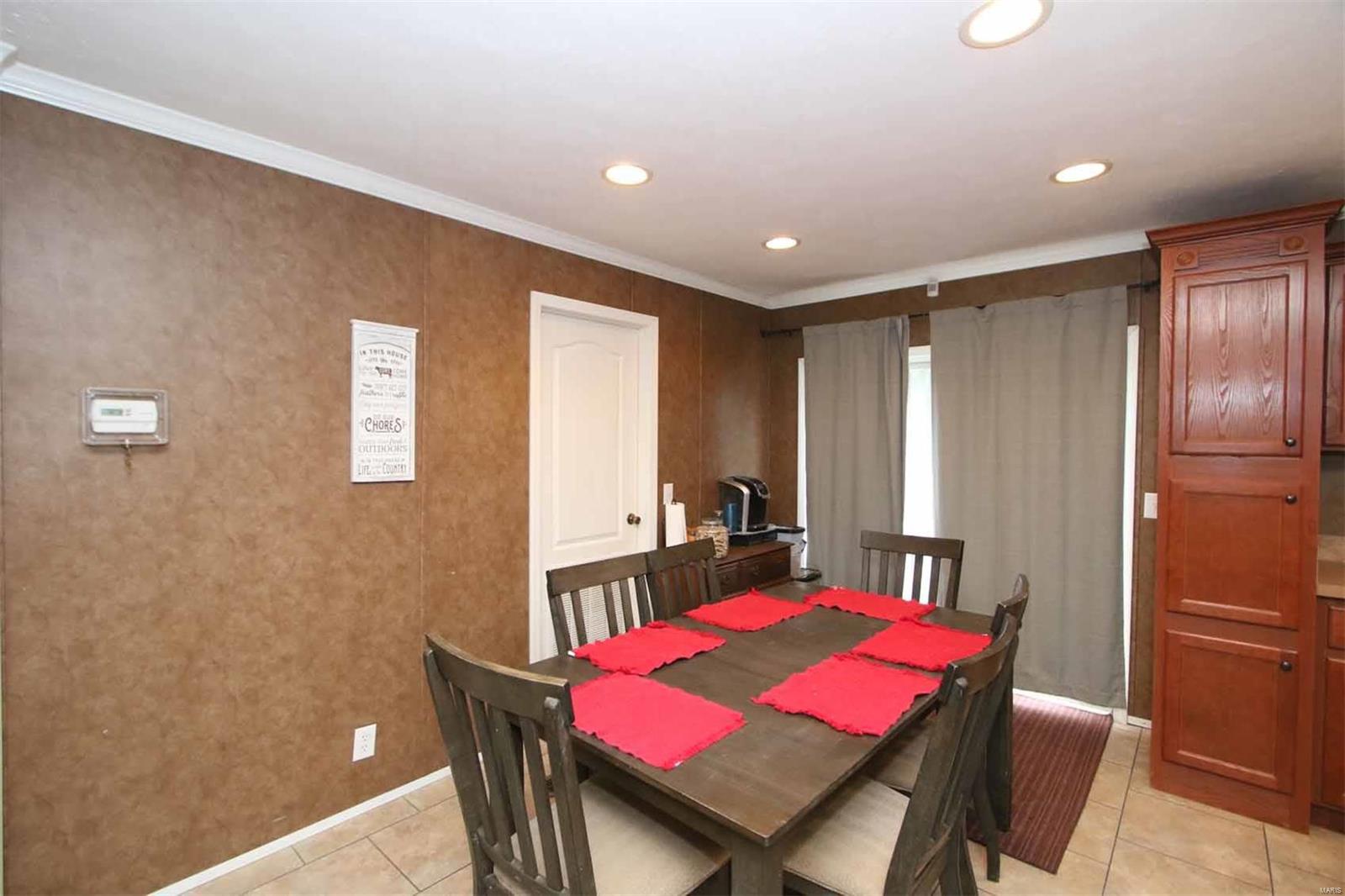 950 Blue Ridge Road Alton, IL 62002 - Photo 10 of 20