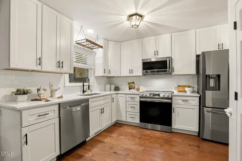 $400,000 | 1501 Twin Lake Drive, Holly Springs, NC 27540