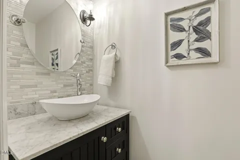 $400,000 | 1501 Twin Lake Drive, Holly Springs, NC 27540