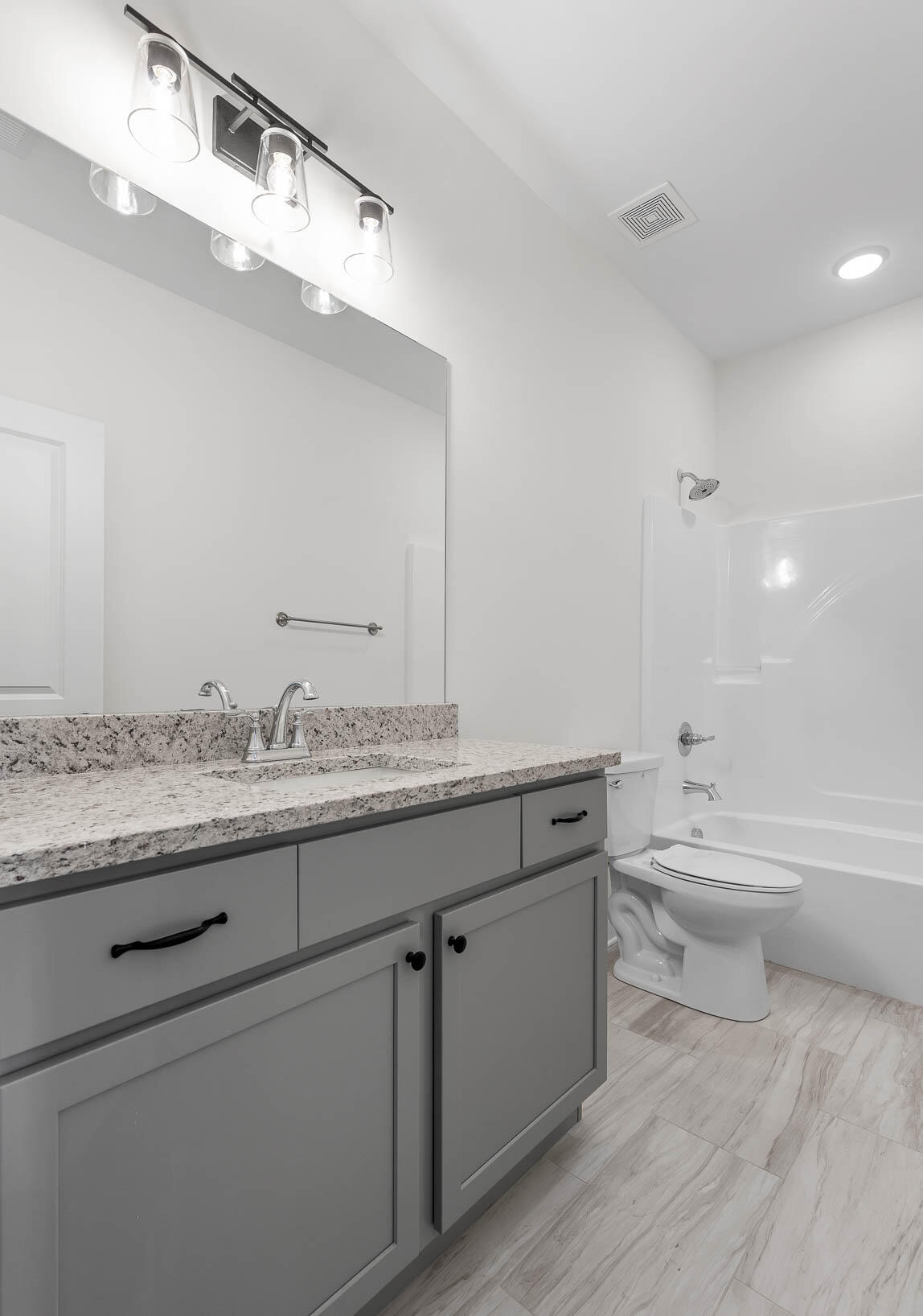 4059 Inlet Loop Chattanooga, TN 37416 - Photo 16 of 32 4059InletLp-36