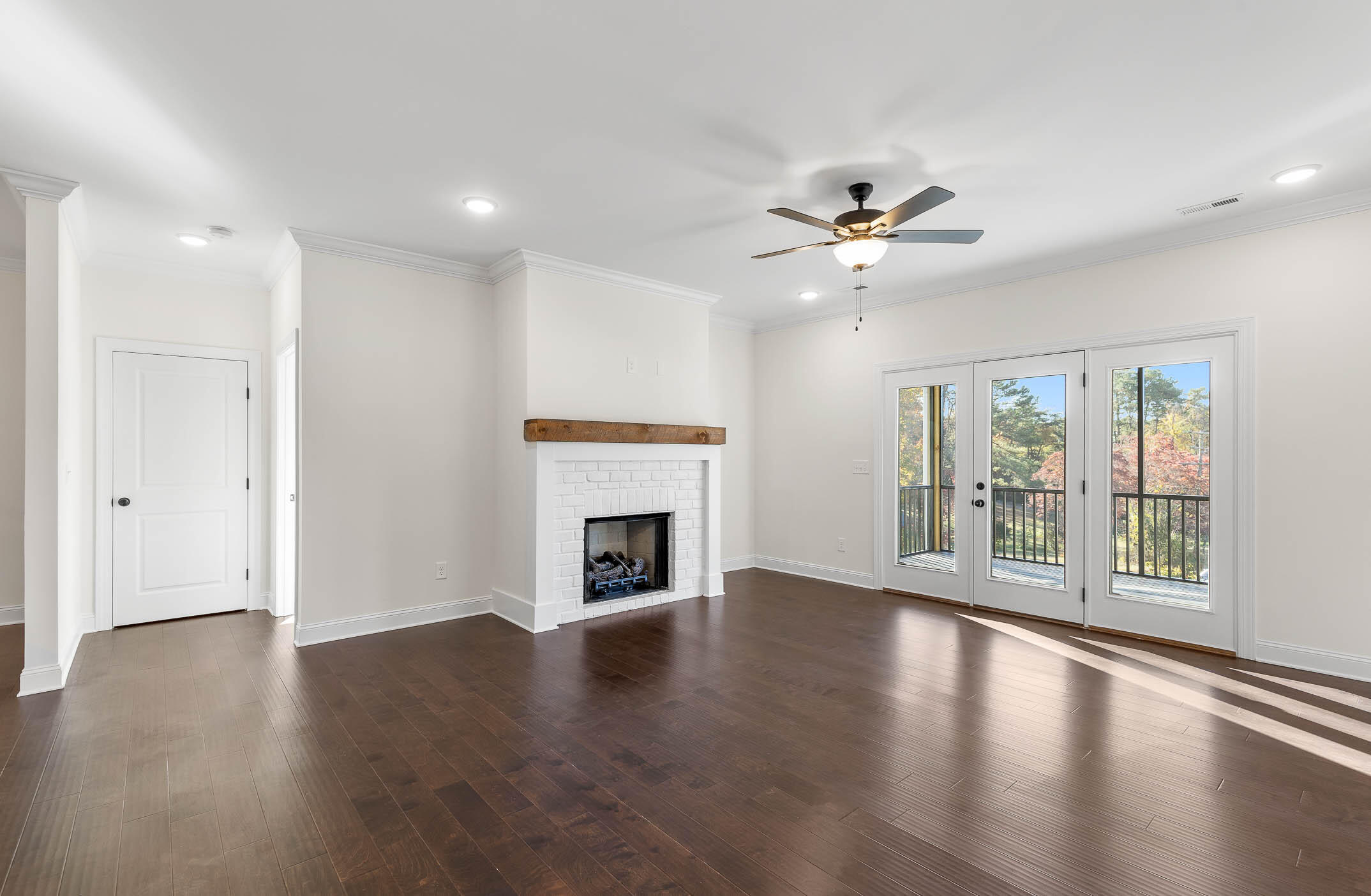 4059 Inlet Loop Chattanooga, TN 37416 - Photo 3 of 32 4059InletLp-44