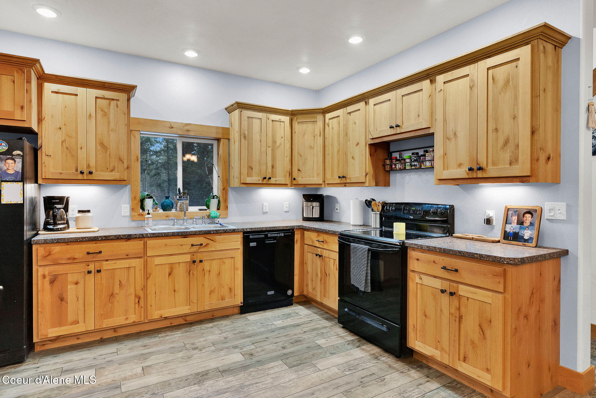 54 Star Road Bonners Ferry, ID 83805 - Photo 14 of 52 14-web-or-mls-Skylight - Misc-22
