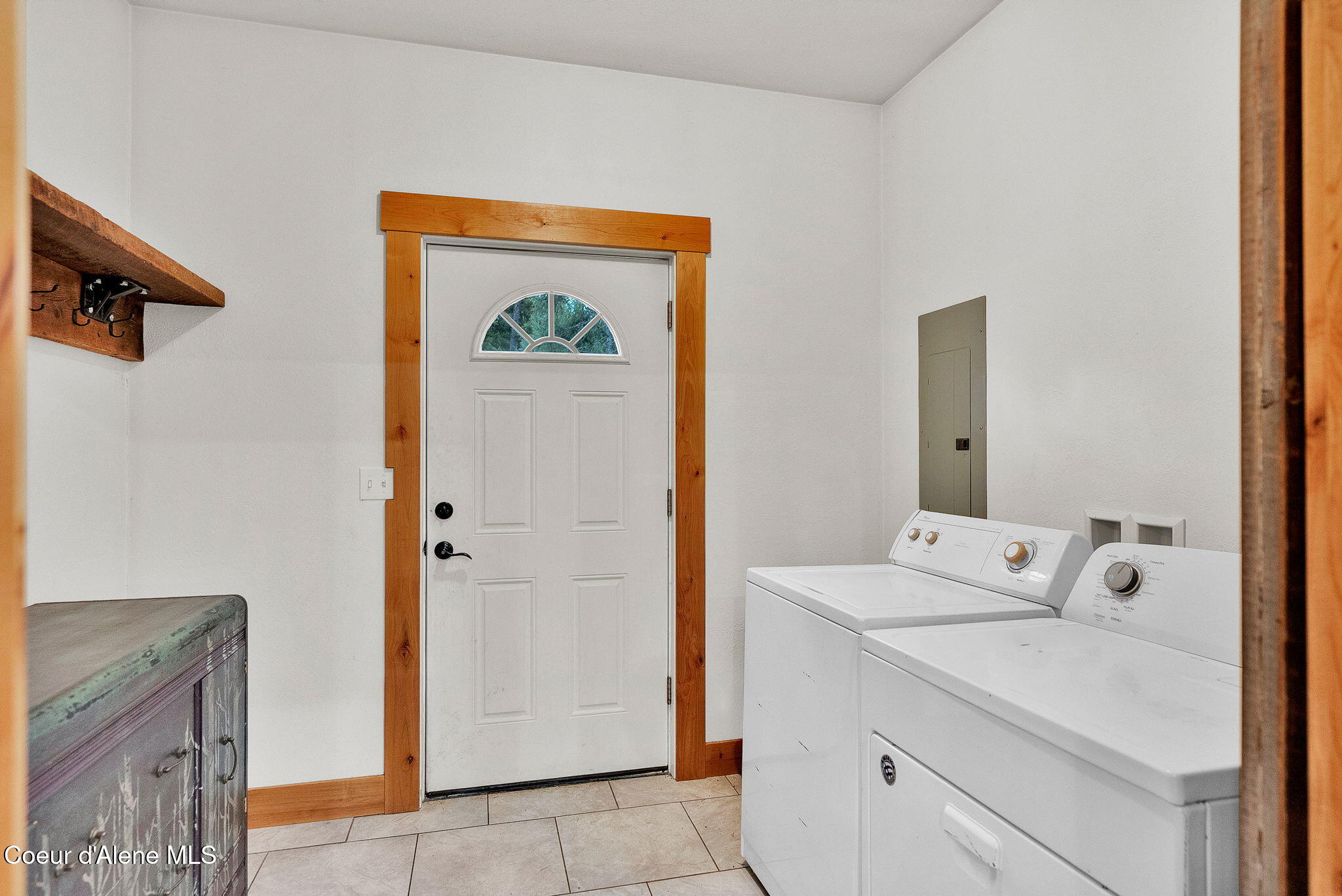 54 Star Road Bonners Ferry, ID 83805 - Photo 16 of 52 16-web-or-mls-Skylight - Misc-20