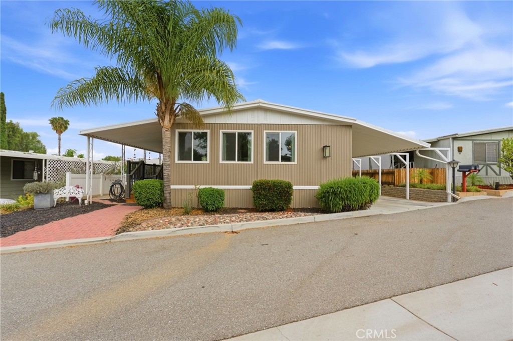 15181 Van Buren Boulevard, Unit 57 Riverside, CA 92504 - Photo 2 of 36