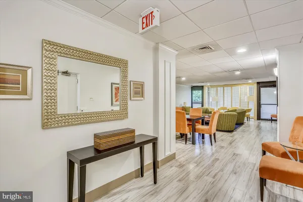 $1,700 | 4242 East-West Highway, Unit 420, Bethesda, MD 20814