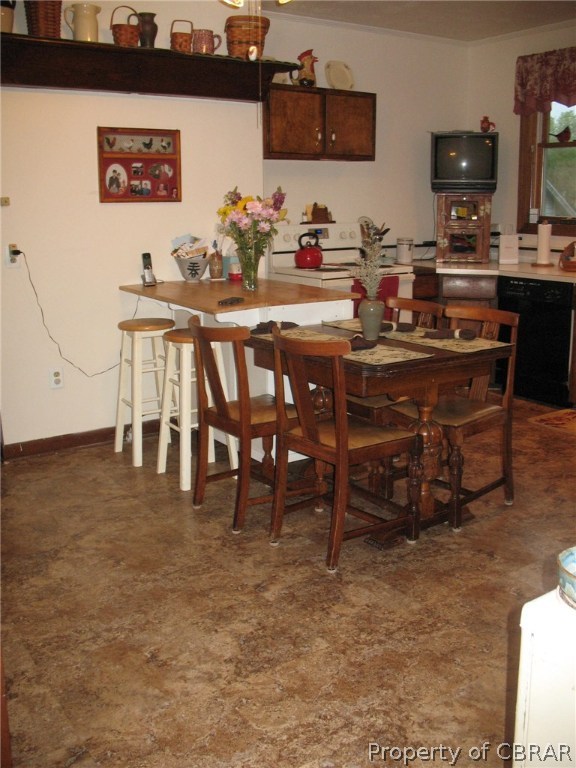 1611 Regent Road Topping, VA 23169 - Photo 7 of 29 kitchen