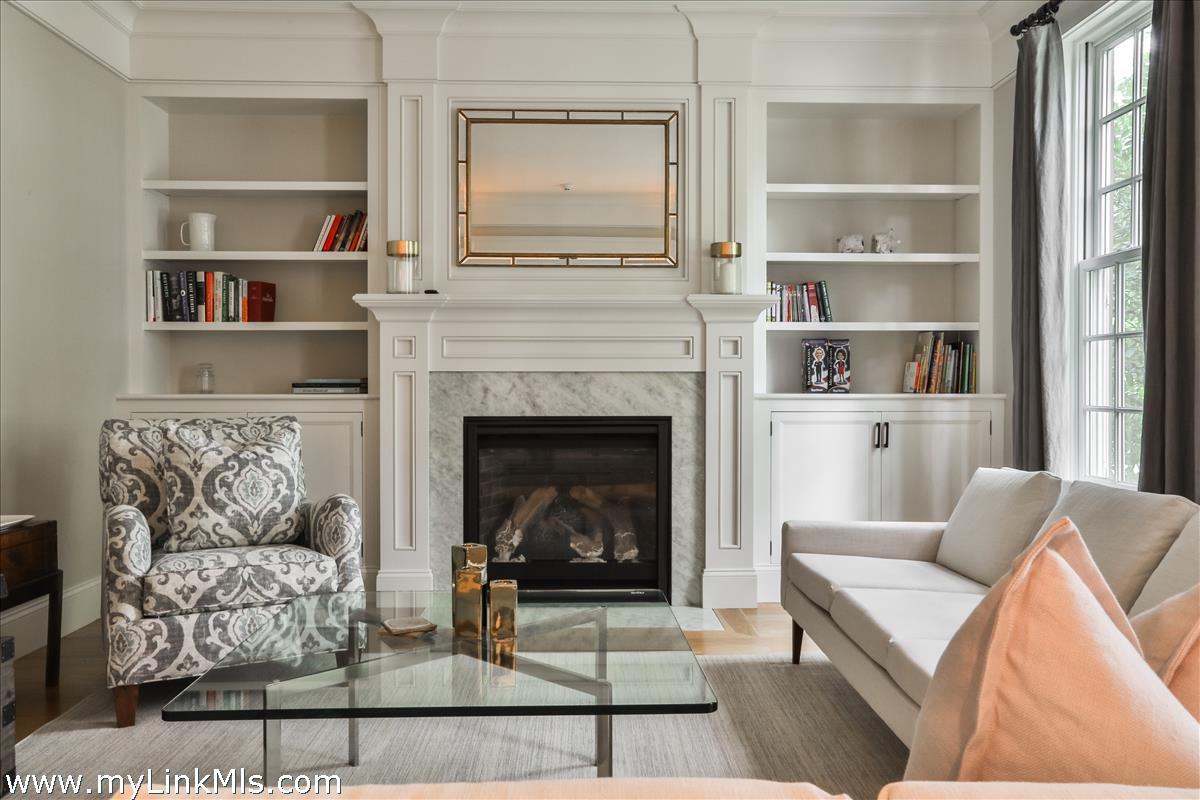 54 Fuller Street Edgartown, MA 02539 - Photo 15 of 31