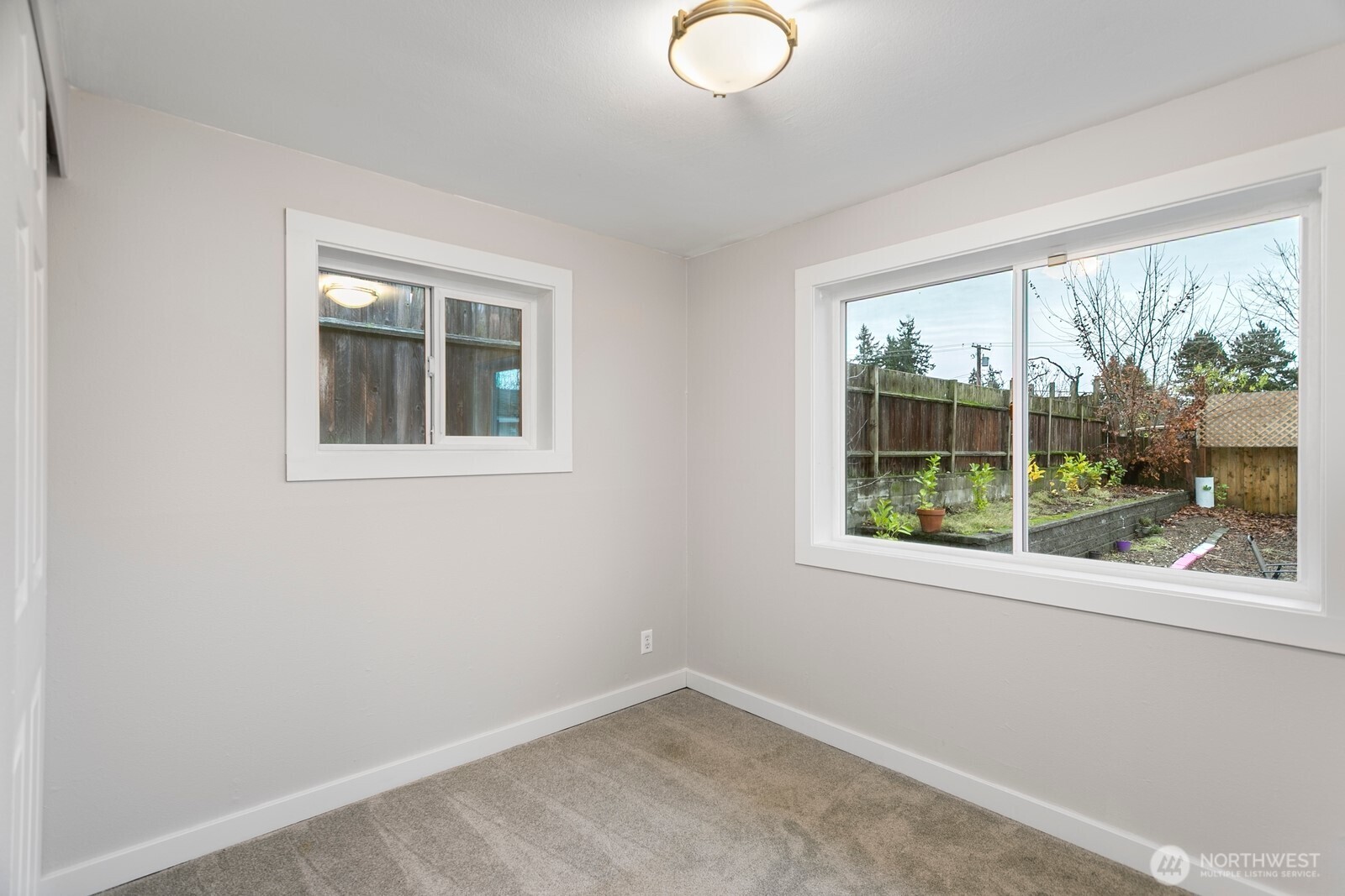 3513 Northeast 6th Place Renton, WA 98056 - Photo 22 of 26