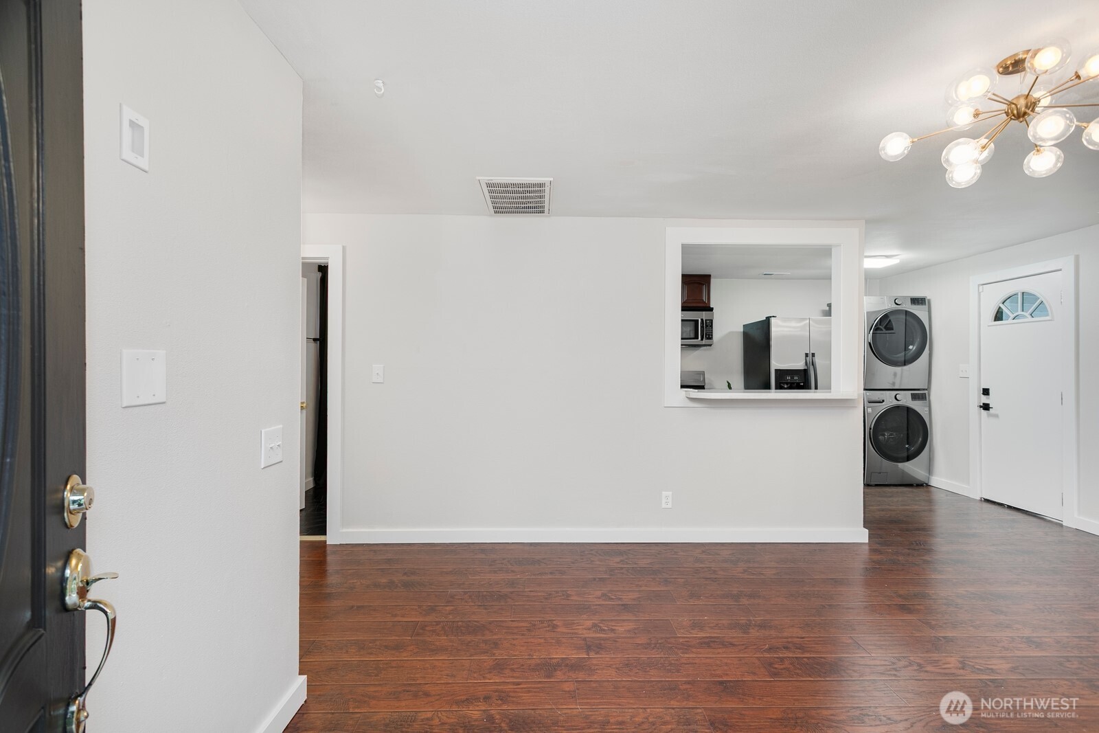 3513 Northeast 6th Place Renton, WA 98056 - Photo 8 of 26