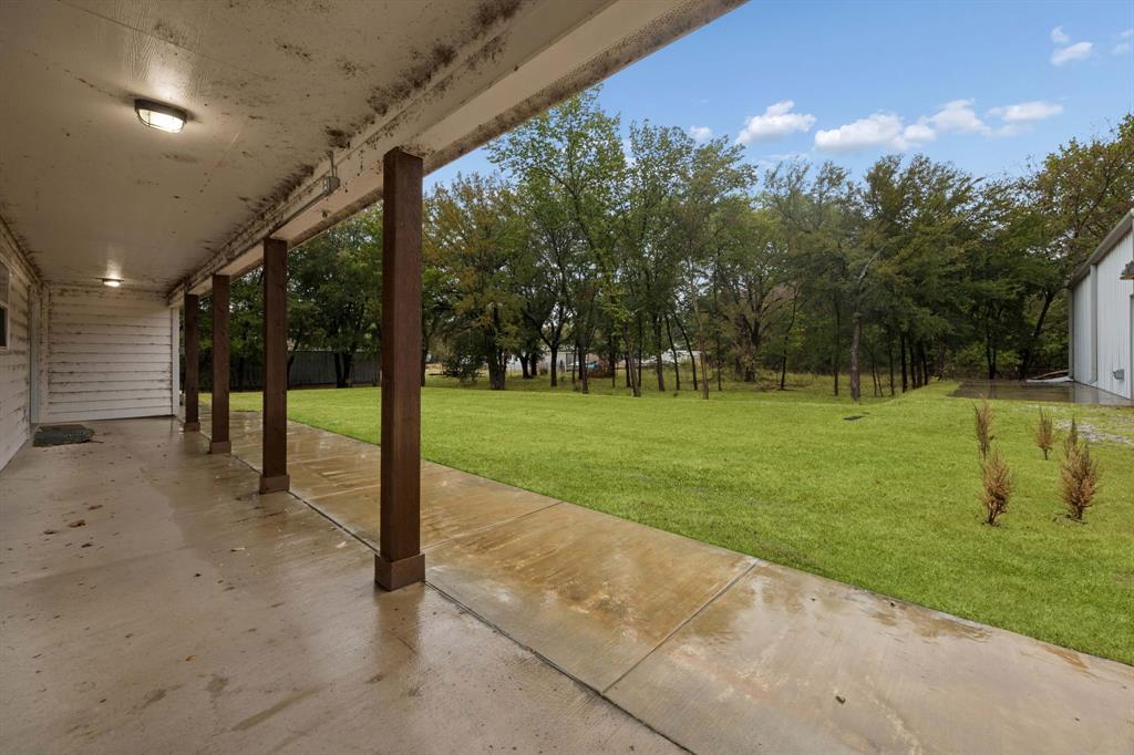 1382 Rogers Road Newark, TX 76071 - Photo 26 of 31 Gallery Image 26