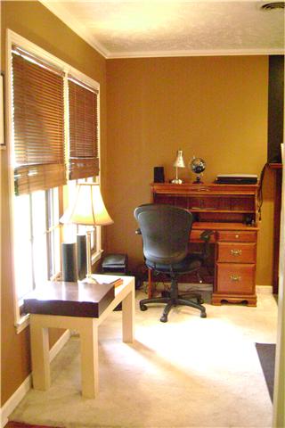 790 Fitzpatrick Road Nashville, TN 37214 - Photo 10 of 20 Cozy Computer Area!