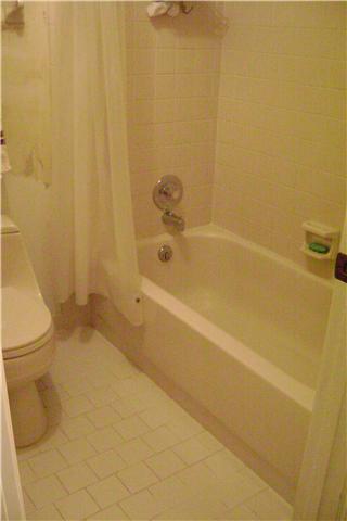 790 Fitzpatrick Road Nashville, TN 37214 - Photo 17 of 20 Bath # 1 - Full Bath with Tub /Shower Combo!