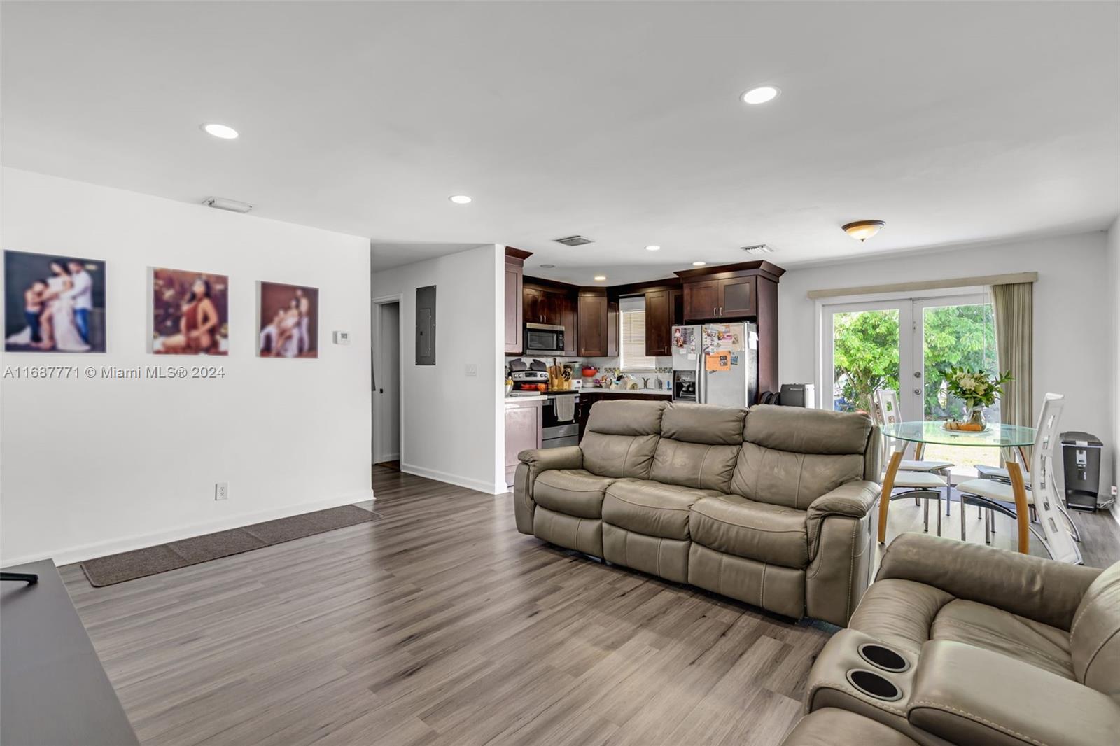 30320 Southwest 149th Avenue Homestead, FL 33033 - Photo 6 of 31