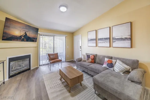 $2,350 | 950 Seven Hills Drive, Unit 1521, Henderson, NV 89052