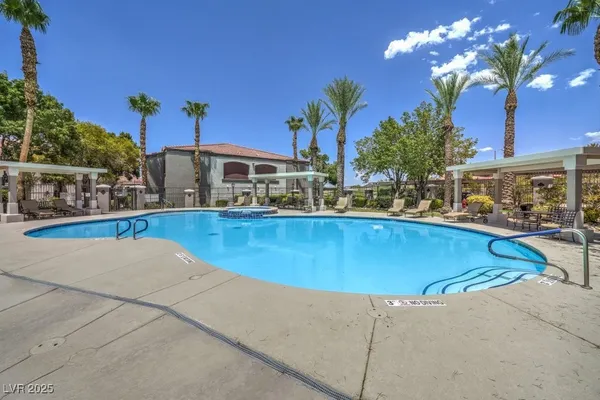 $2,350 | 950 Seven Hills Drive, Unit 1521, Henderson, NV 89052