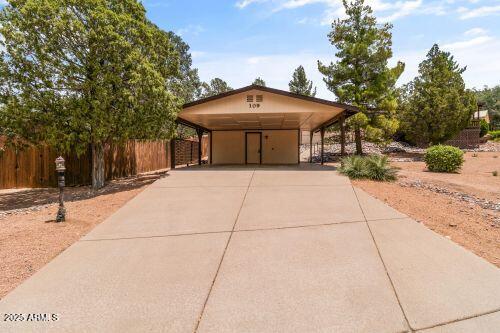 109 South Young Road Payson, AZ 85541 - Photo 16 of 44 Carport