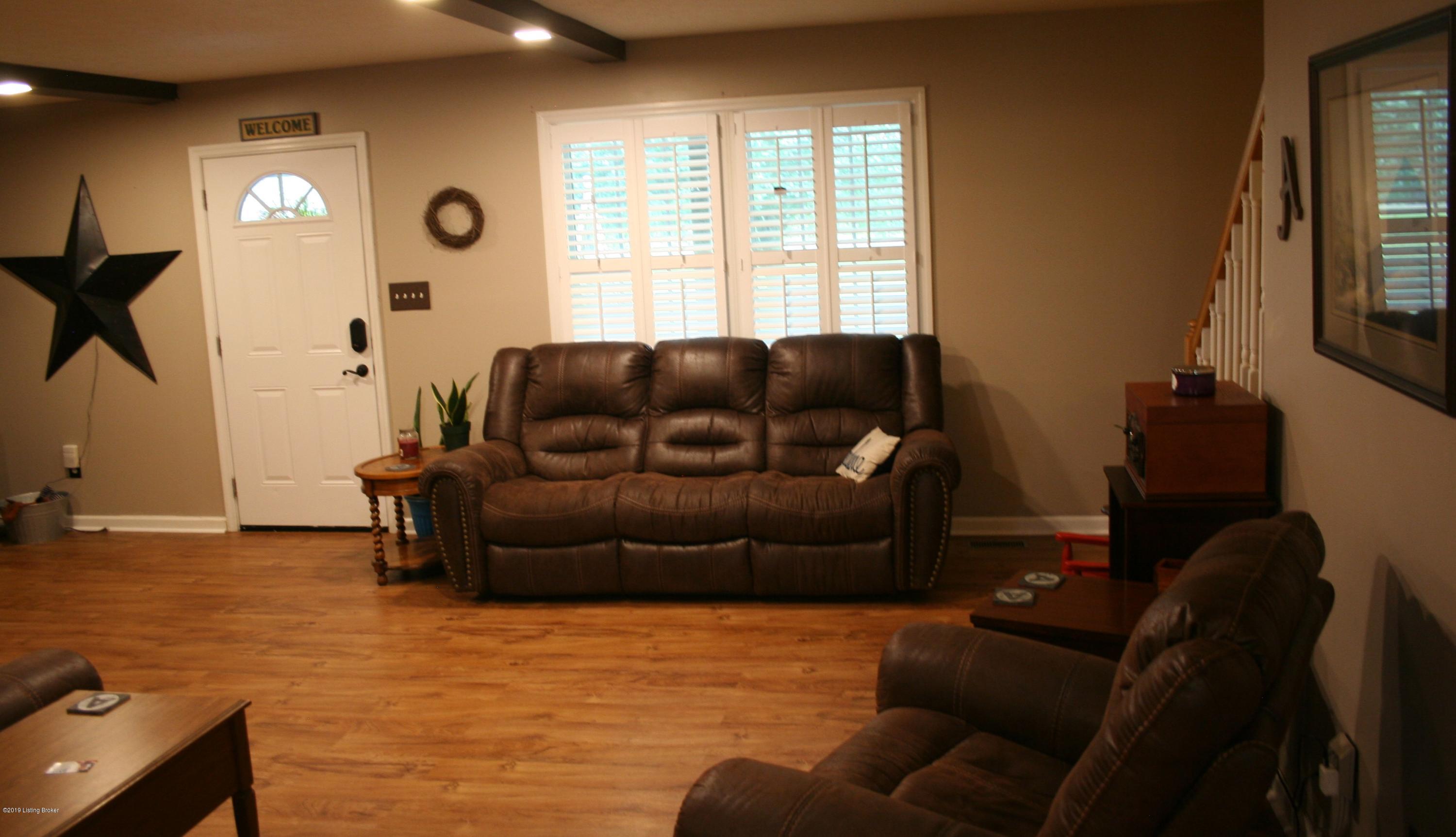 12514 Bald Knob Road Frankfort, KY 40601 - Photo 8 of 61 8