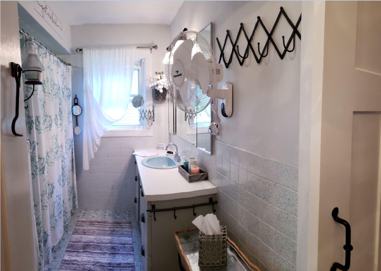 69 Silver Road Bangor, ME 04401 - Photo 23 of 43 bath