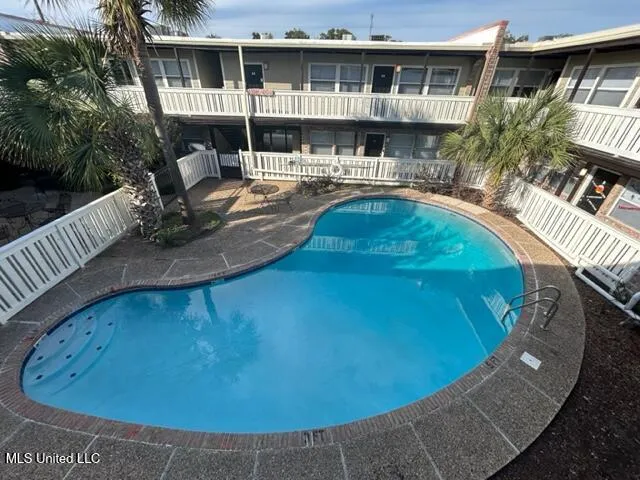 $825 | 1615 Thornton Avenue, Unit 35, Gulfport, MS 39501