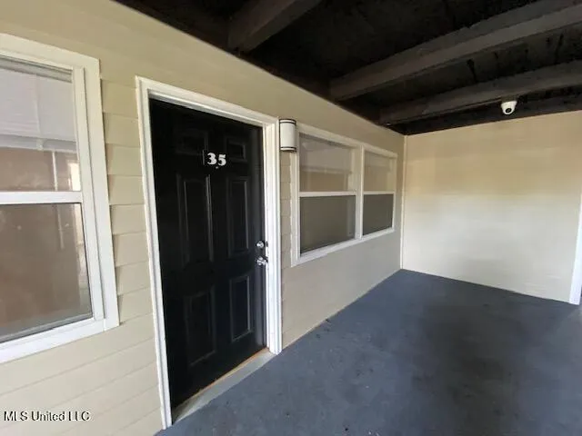 $825 | 1615 Thornton Avenue, Unit 35, Gulfport, MS 39501