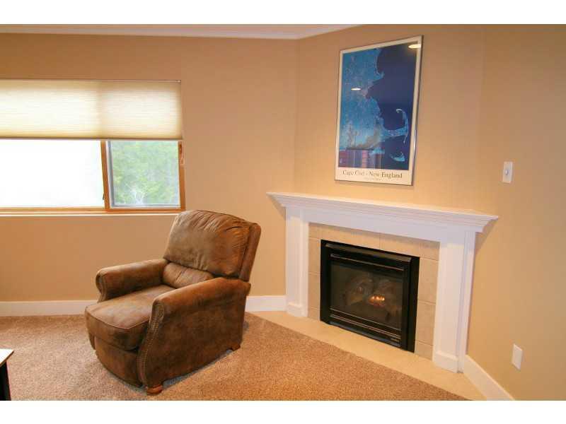 372 Skiway Road, Unit II204 Newry, ME 04261 - Photo 11 of 35 Living Room.