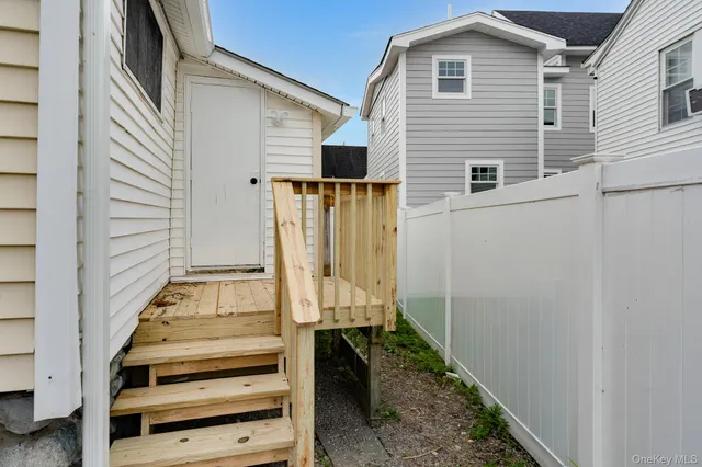 $399,999 | 7 Oak Street, Brewster, NY 10509