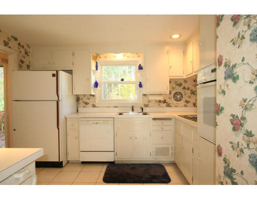4 Marlyn Road Medfield, MA 02052 - Photo 4 of 11 Gallery Image 4