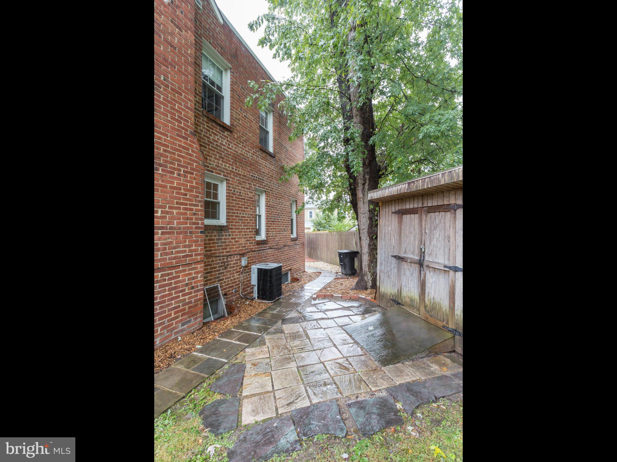 3618 1st Road South Arlington, VA 22204 - Photo 19 of 21 Exterior (General)