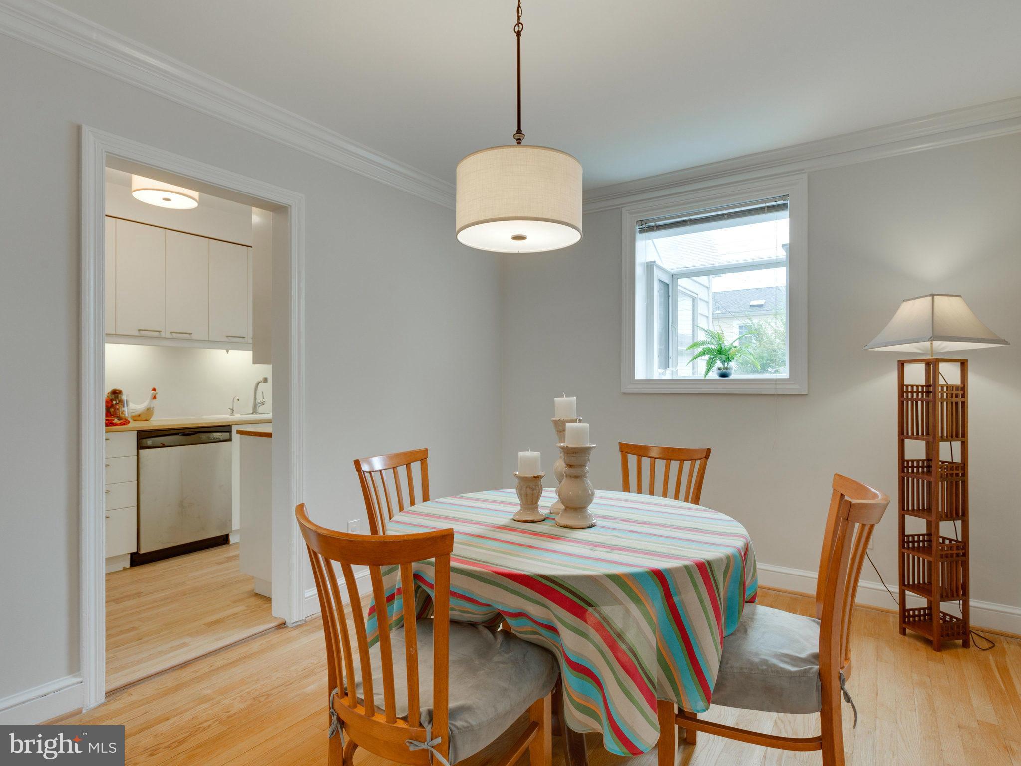 3618 1st Road South Arlington, VA 22204 - Photo 7 of 21 Dining Room