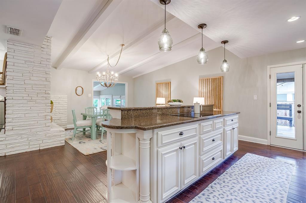4316 West Clayton Road Fort Worth, TX 76116 - Photo 11 of 37