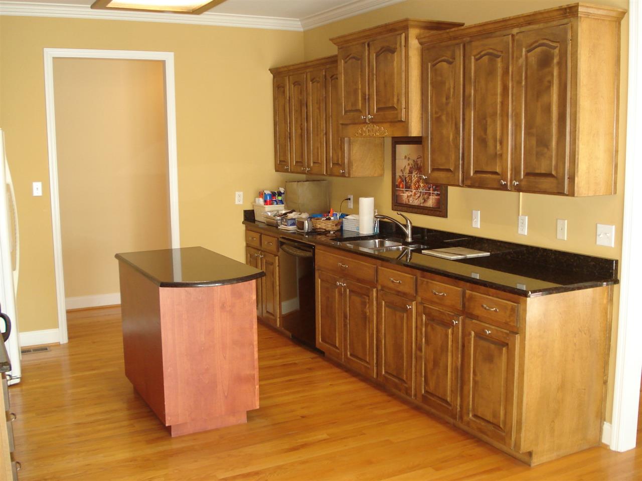 572 Chattooga Road Roebuck, SC 29376 - Photo 10 of 27