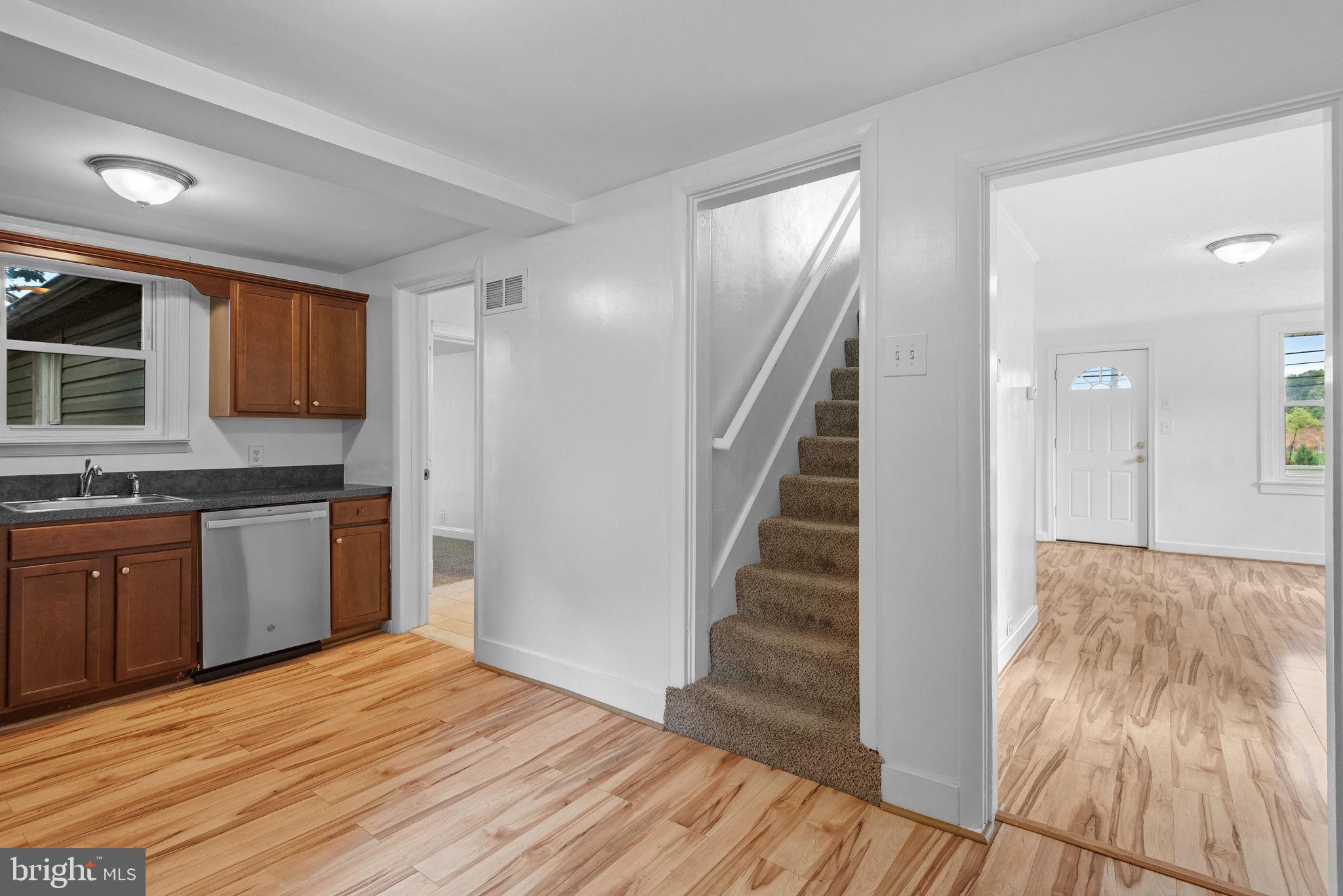 2372 Mt Zion Road York, PA 17406 - Photo 12 of 54