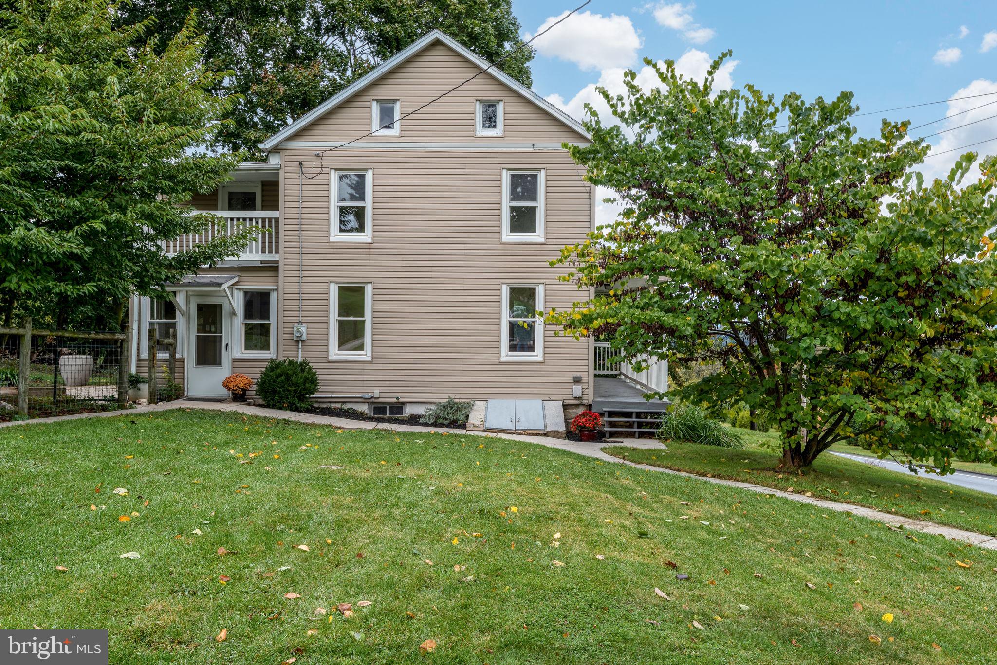 2372 Mt Zion Road York, PA 17406 - Photo 2 of 54