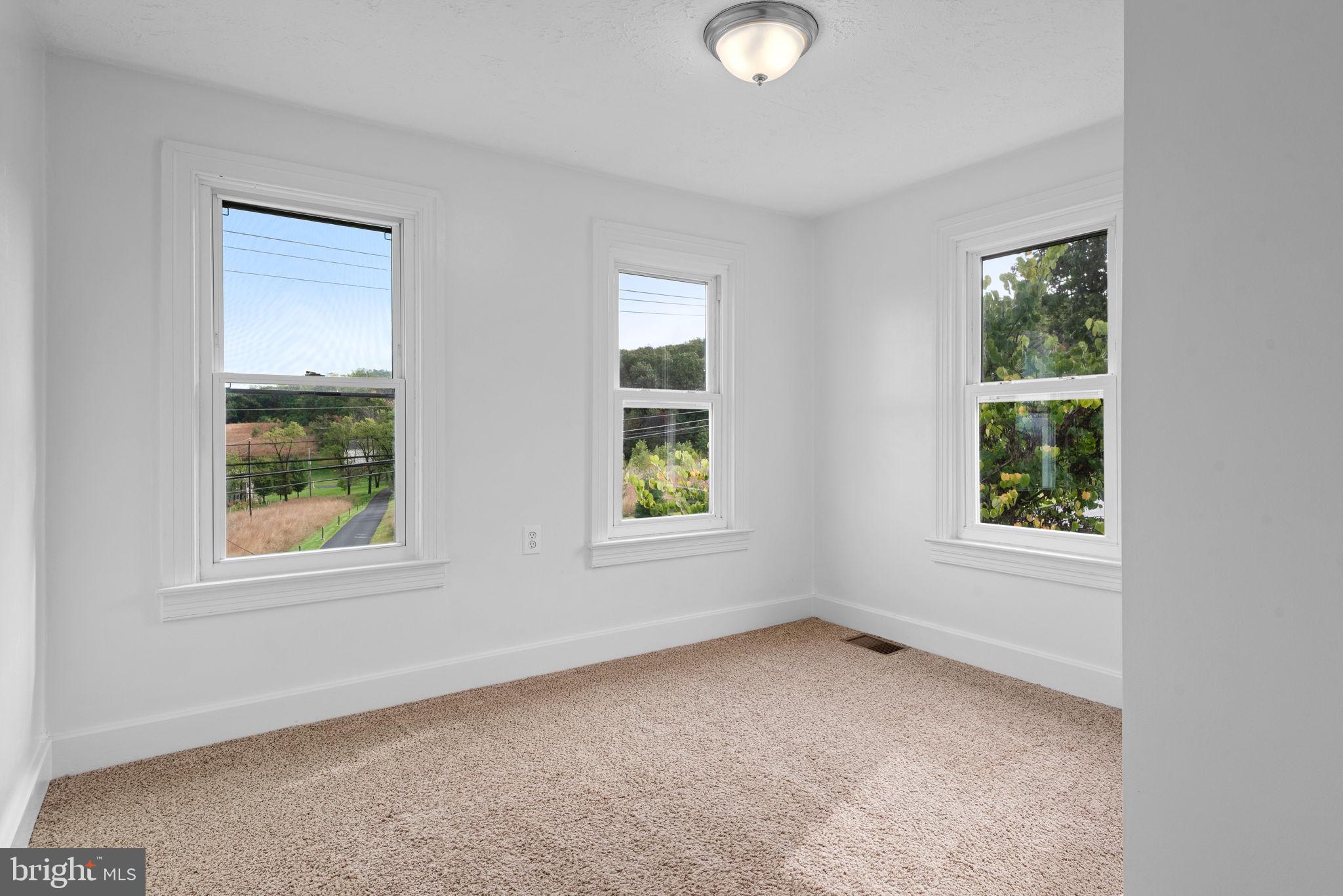 2372 Mt Zion Road York, PA 17406 - Photo 29 of 54